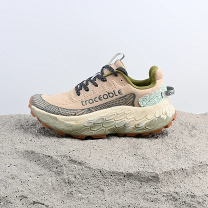 Shock-Absorbing Breathable Carbon Plate Trainers